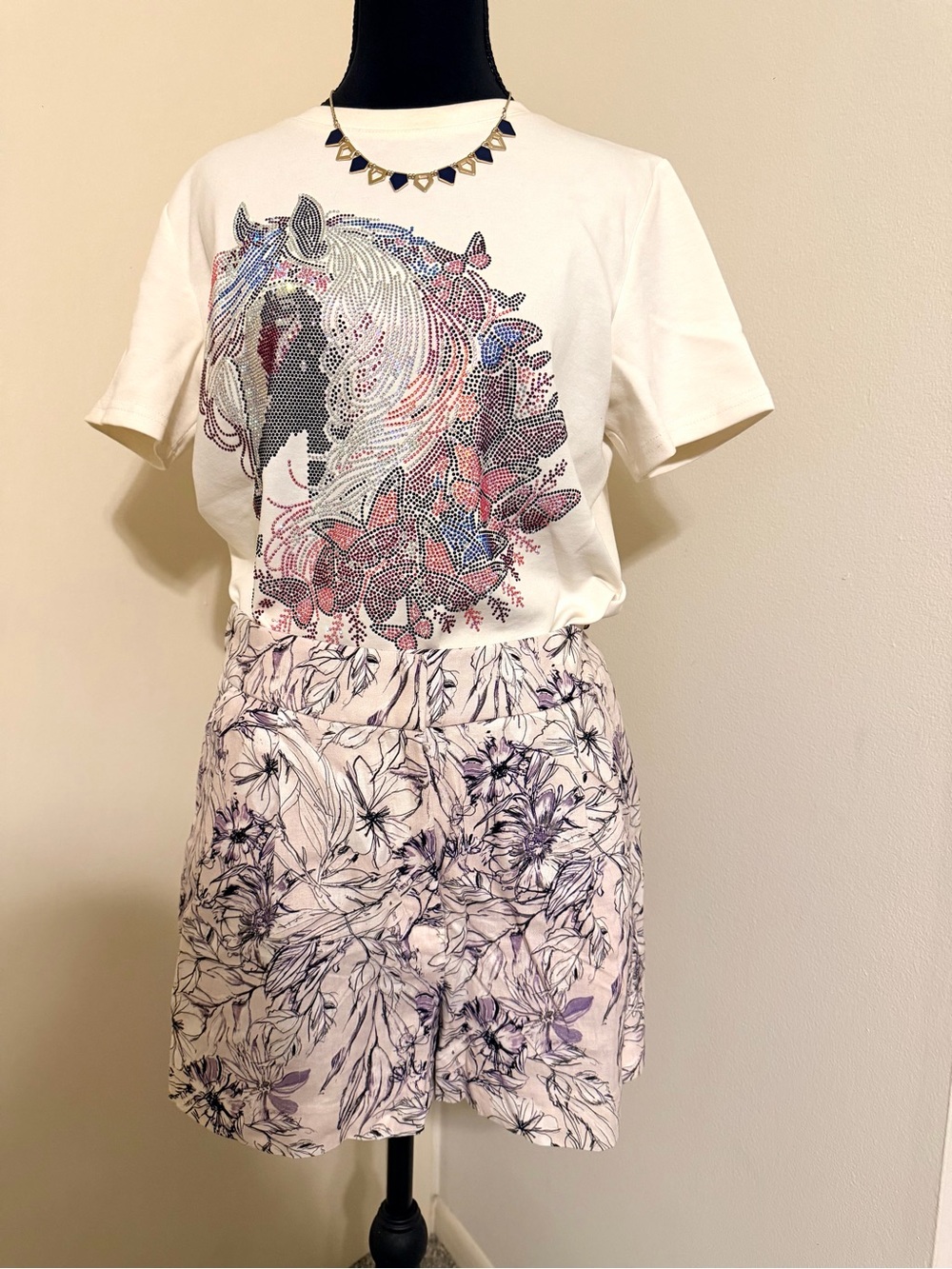 NWT floral printed summer short from Express Sz 8
